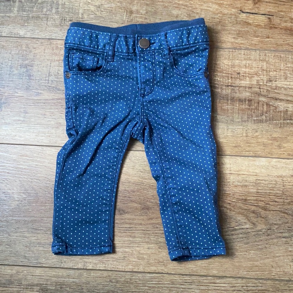 Baby gap girls jeans. Size 6-12 months
